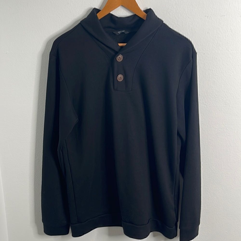 Coofandy black pullover cotton blend shirt.  Size Large.